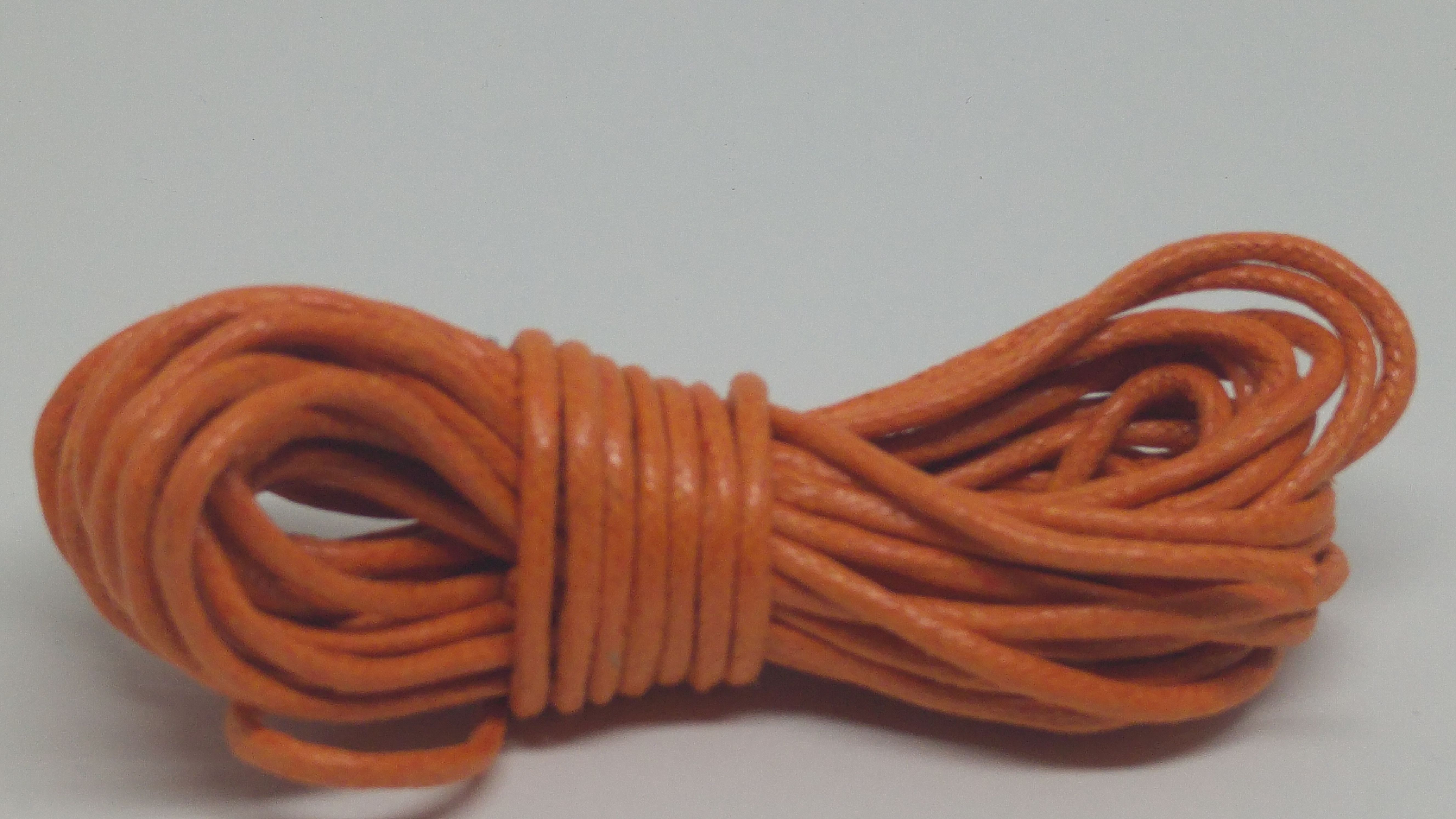 51545-6 Bawełniany sznurek woskowany gr. 2mm - 5m - POMARAŃCZOWY