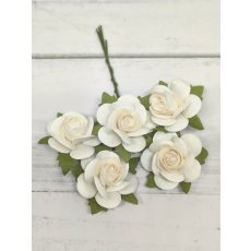 OR-R6-1 Papierowe różyczki Open Roses I am Roses-WHITE-biały-pęczek 5 szt