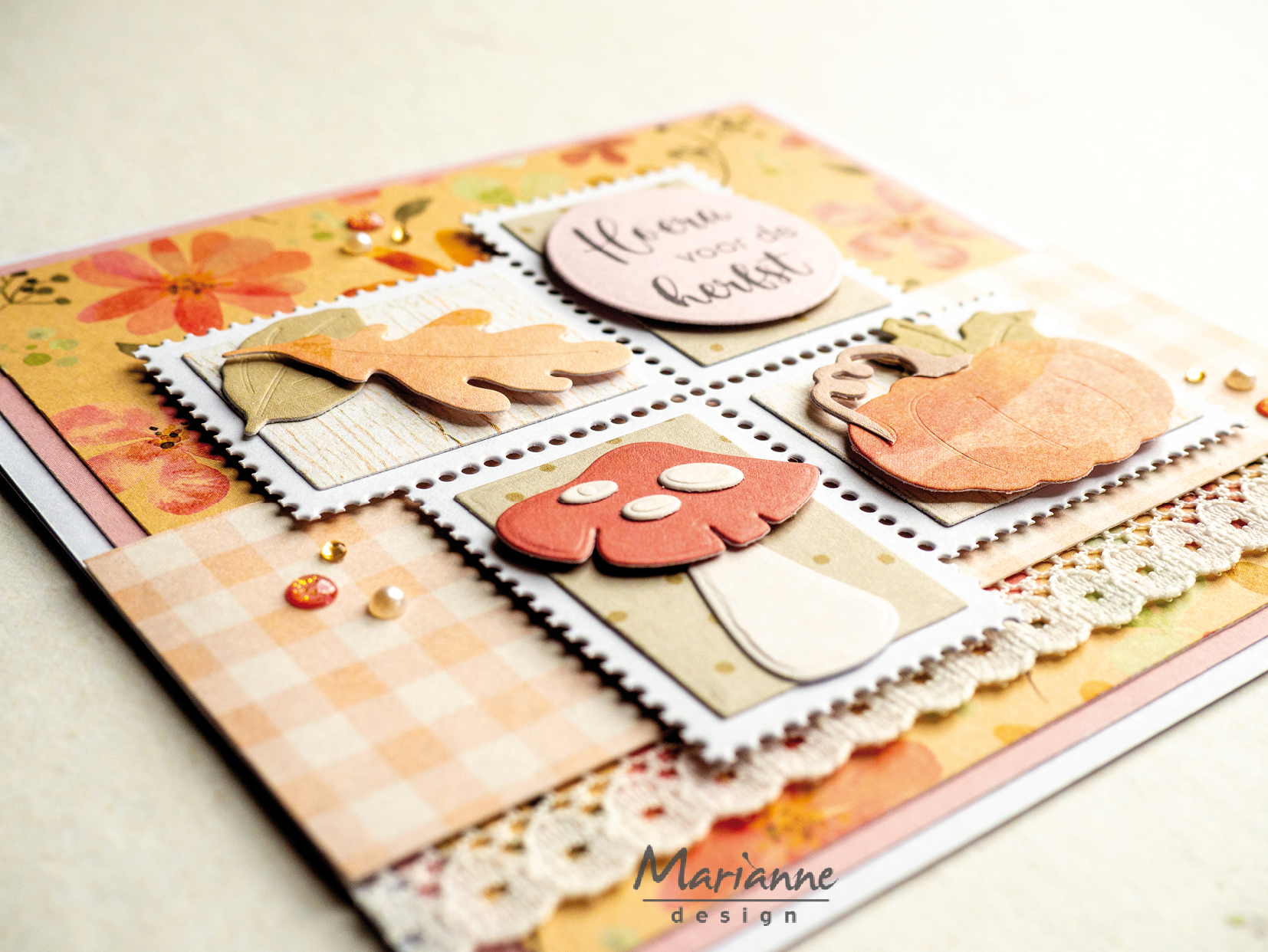 CR1738 Wykrojnik Marianne Design-Craftable -Stamp layout - square -kwadratowy układ znaczków