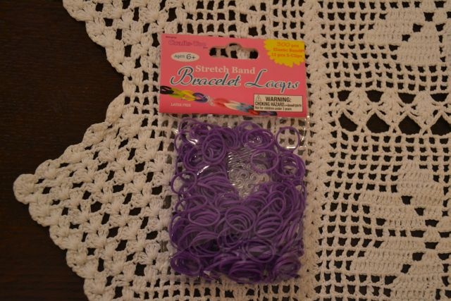  CTBL005 Gumki 300 szt -fioletowy